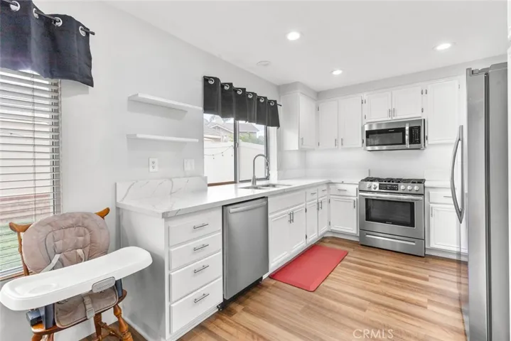 28582 Sand Island Way, Menifee, California 92584