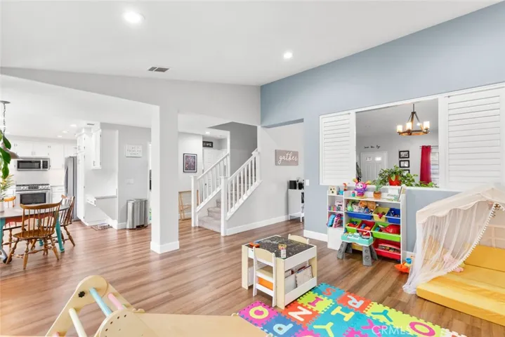 28582 Sand Island Way, Menifee, California 92584