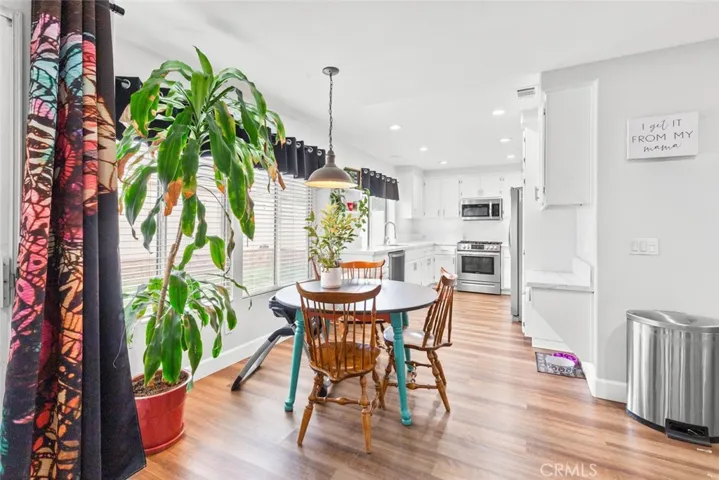 28582 Sand Island Way, Menifee, California 92584