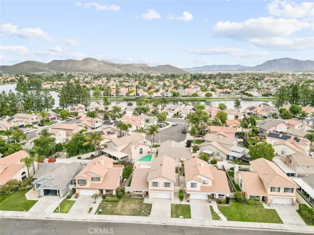 28582 Sand Island Way, Menifee, California 92584
