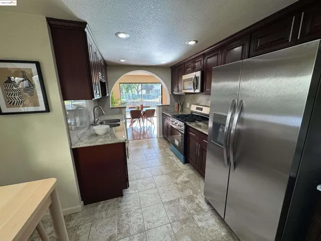 14415 Seagate Drive, San Leandro, California 94577-6405