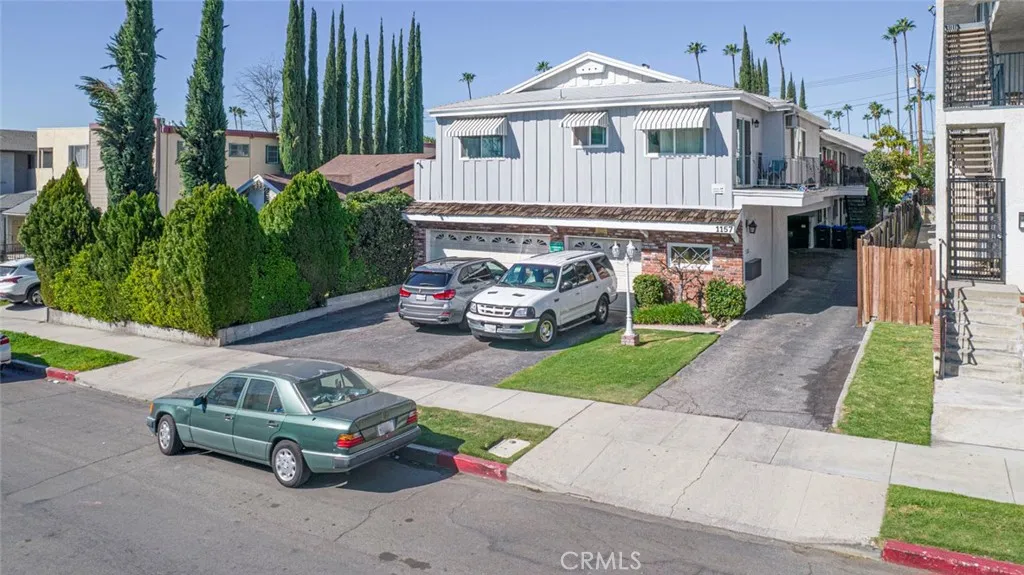 1157 Justin Avenue, Glendale, California 91201, ,Residential Income,For Sale,Justin,GD25093692
