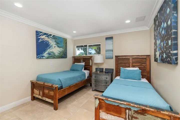 206 W Sierra Drive, Santa Ana, California 92707
