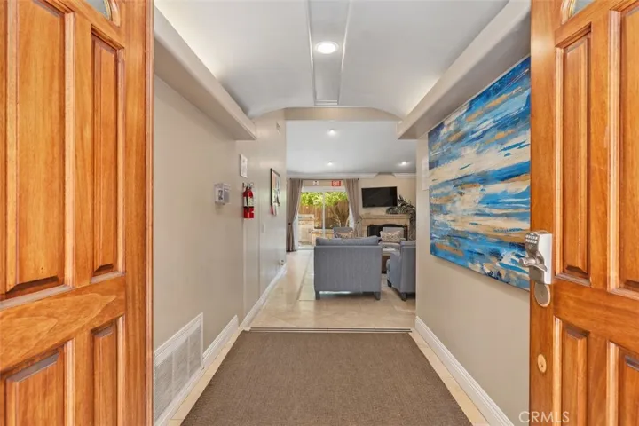206 W Sierra Drive, Santa Ana, California 92707
