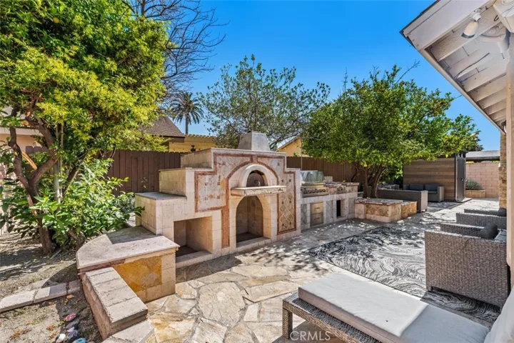 206 W Sierra Drive, Santa Ana, California 92707