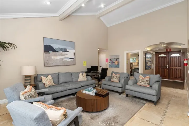 206 W Sierra Drive, Santa Ana, California 92707