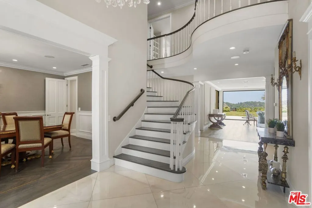 15515 Collina Strada, Los Angeles, California 90077 home-pic-10