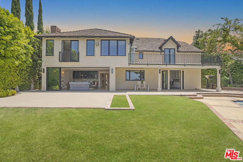 15515 Collina Strada, Los Angeles, California 90077 home-pic-5