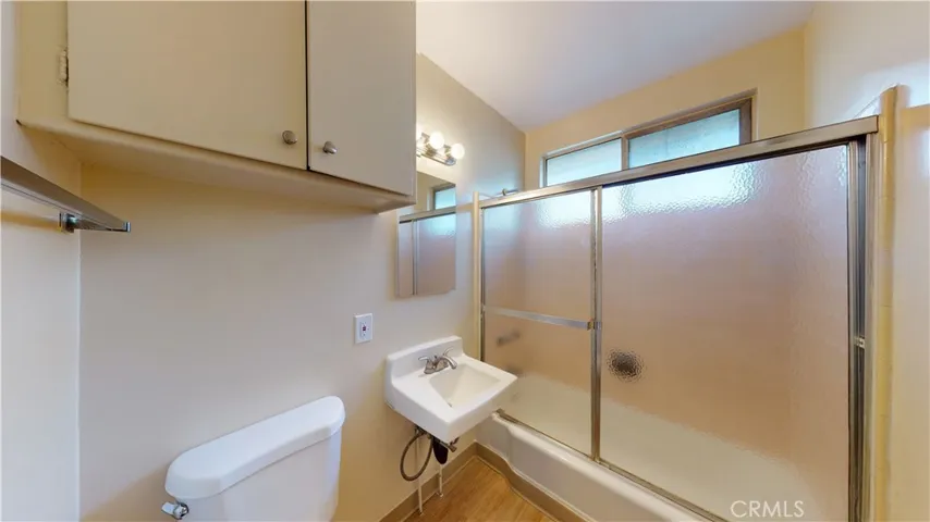 5081 Glen Iris Avenue, Los Angeles, California 90041