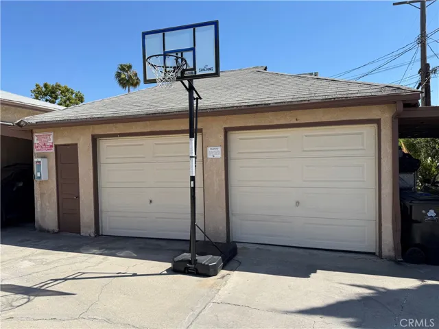 5081 Glen Iris Avenue, Los Angeles, California 90041