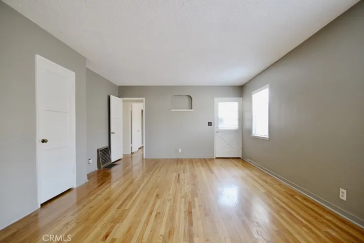 5081 Glen Iris Avenue, Los Angeles, California 90041