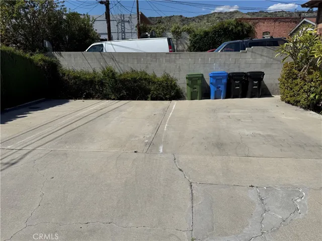 5081 Glen Iris Avenue, Los Angeles, California 90041