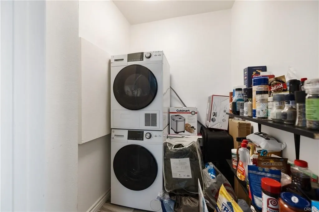 532 N Rossmore Avenue 412, Los Angeles, California 90004 home-pic-9