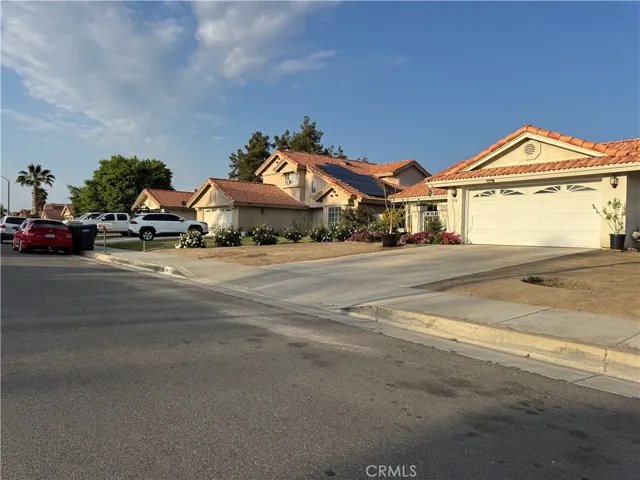 938 Gloria Drive, Hemet, California 92545