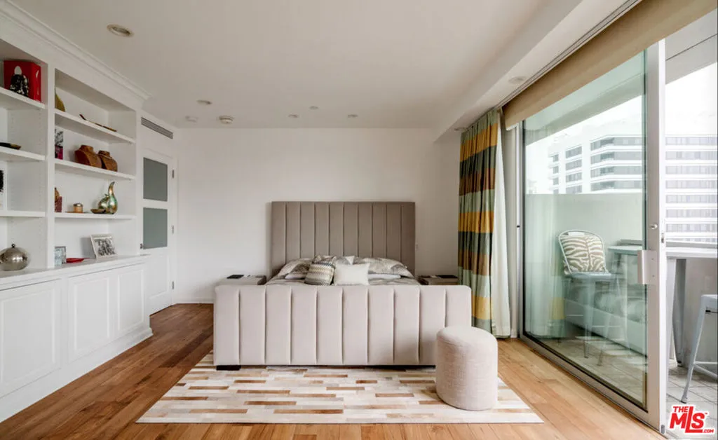 10375 Wilshire Boulevard 11h, Los Angeles, California 90024 home-pic-7