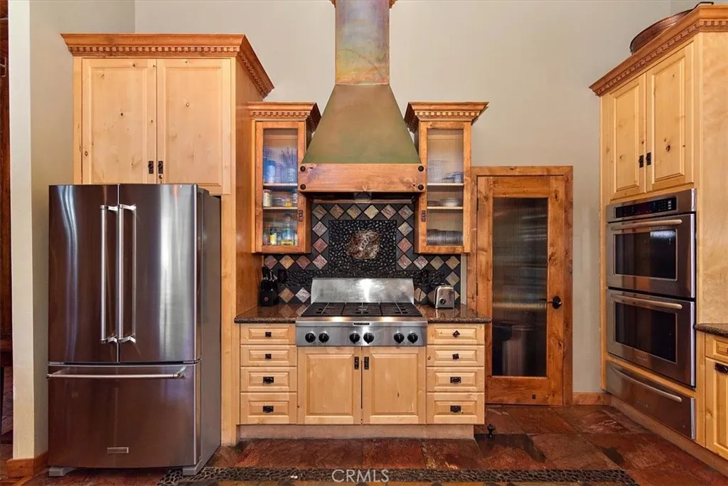 43653 Colusa Drive, Big Bear Lake, California 92315 home-pic-12