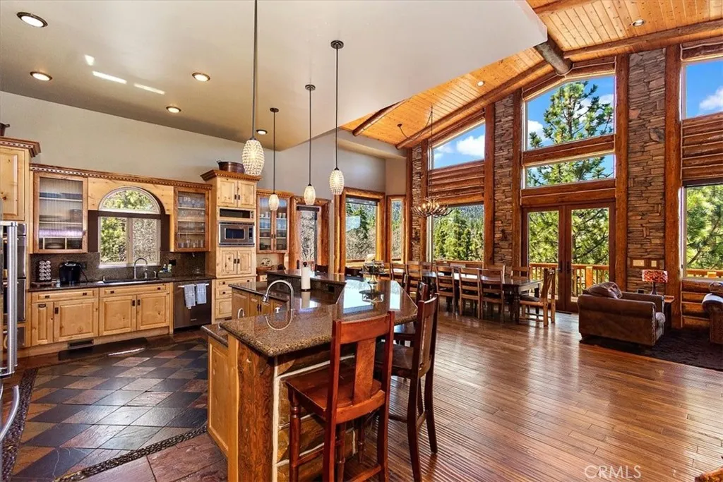 43653 Colusa Drive, Big Bear Lake, California 92315 home-pic-7