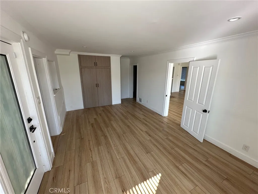 3907 Fredonia Drive, Los Angeles, California 90068 home-pic-16