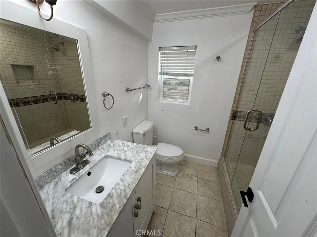 3907 Fredonia Drive, Los Angeles, California 90068 home-pic-15
