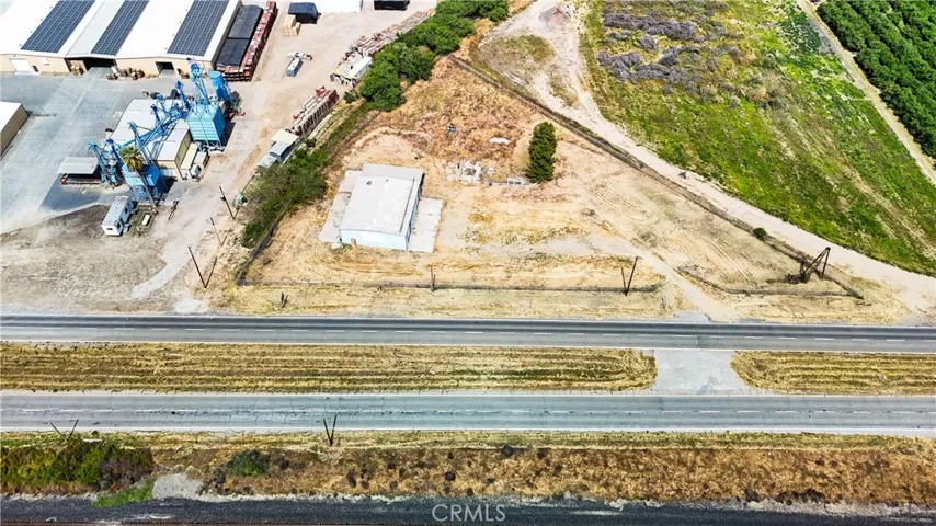 Easy Freeway access and Visiblity