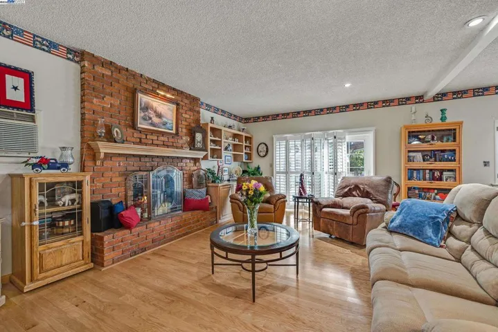 5042 Yellowstone Park Dr, Fremont, California 94538