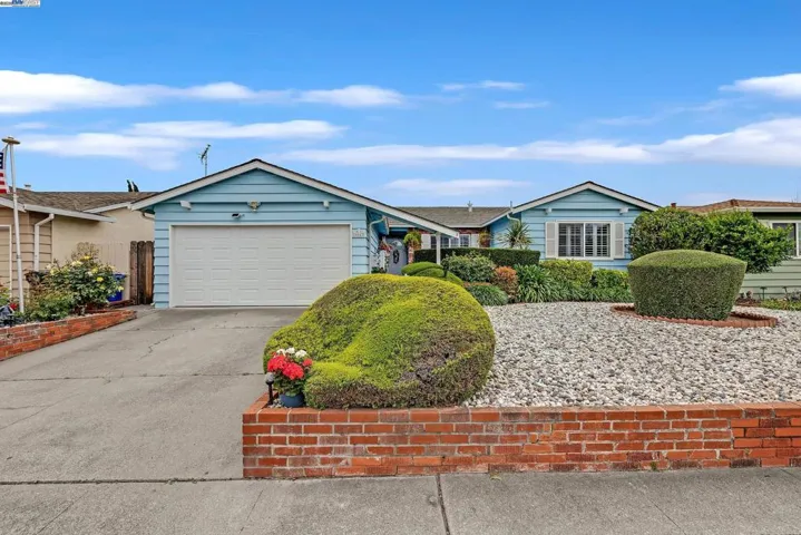 5042 Yellowstone Park Dr, Fremont, California 94538