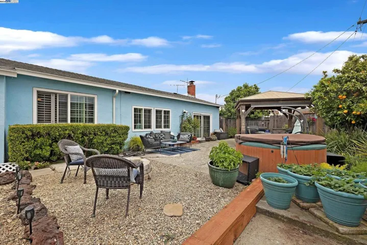 5042 Yellowstone Park Dr, Fremont, California 94538