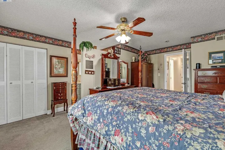 5042 Yellowstone Park Dr, Fremont, California 94538