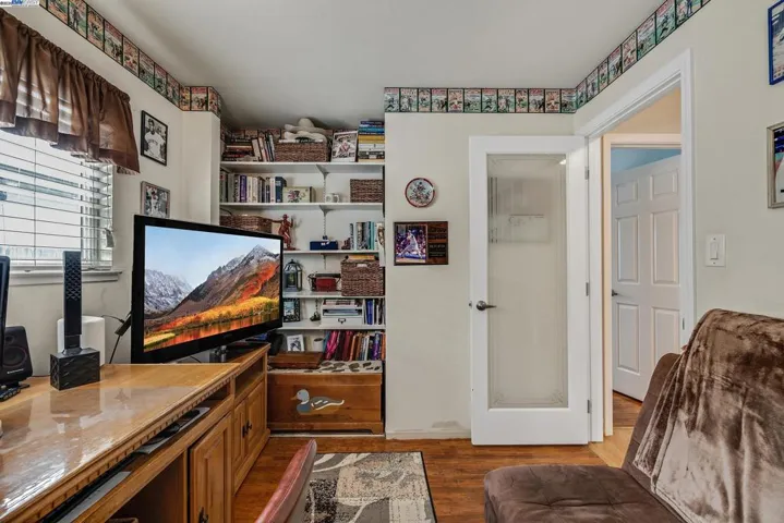 5042 Yellowstone Park Dr, Fremont, California 94538