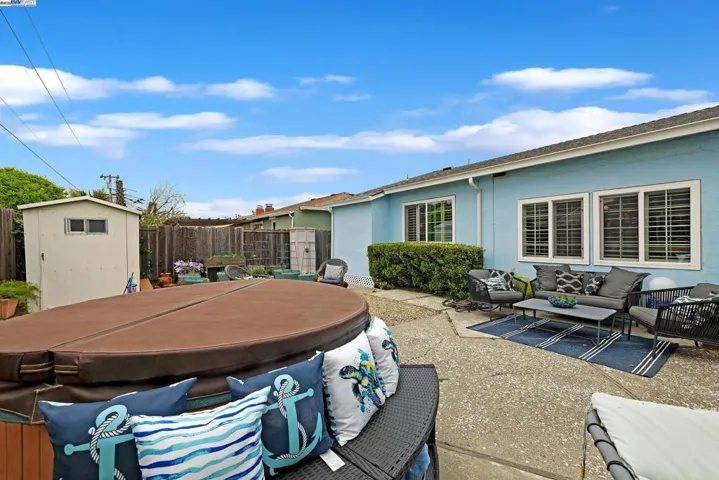 5042 Yellowstone Park Dr, Fremont, California 94538