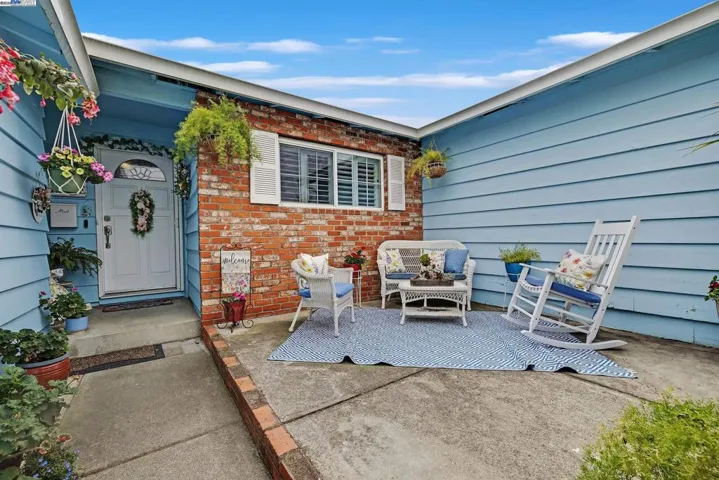 5042 Yellowstone Park Dr, Fremont, California 94538