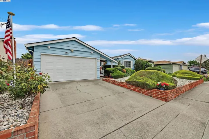 5042 Yellowstone Park Dr, Fremont, California 94538