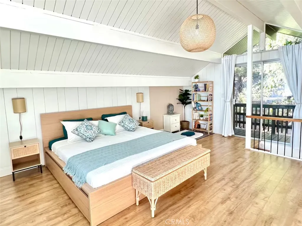 2012 Poplar Drive, Running Springs, California 92382 home-pic-24