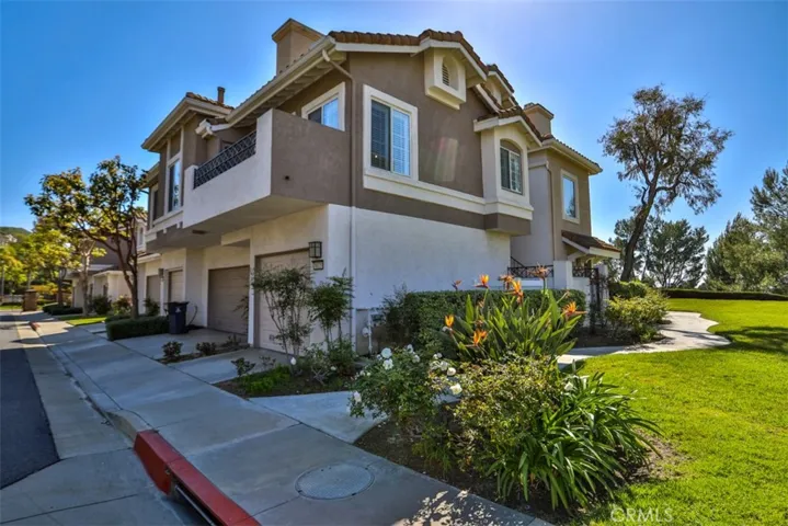8025 E Sandstone Drive, Anaheim, California 92808