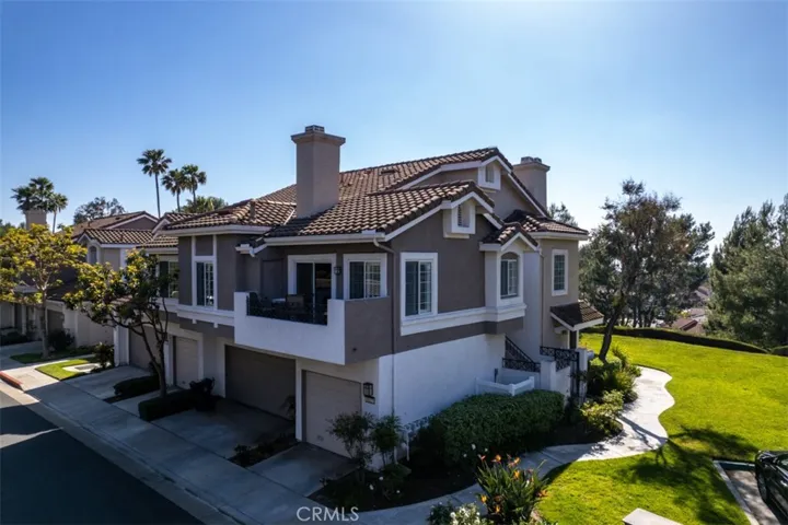 8025 E Sandstone Drive, Anaheim, California 92808