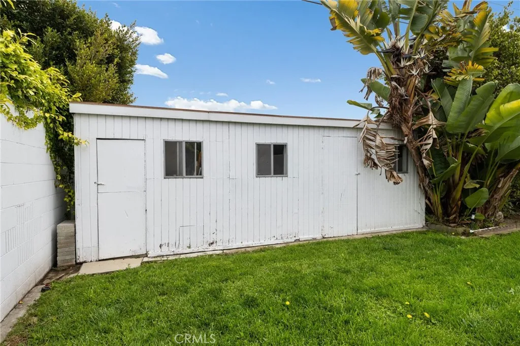 3822 S Cloverdale Avenue, Los Angeles, California 90008 home-pic-57