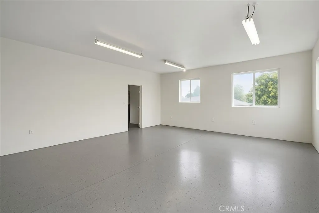 3822 S Cloverdale Avenue, Los Angeles, California 90008 home-pic-49