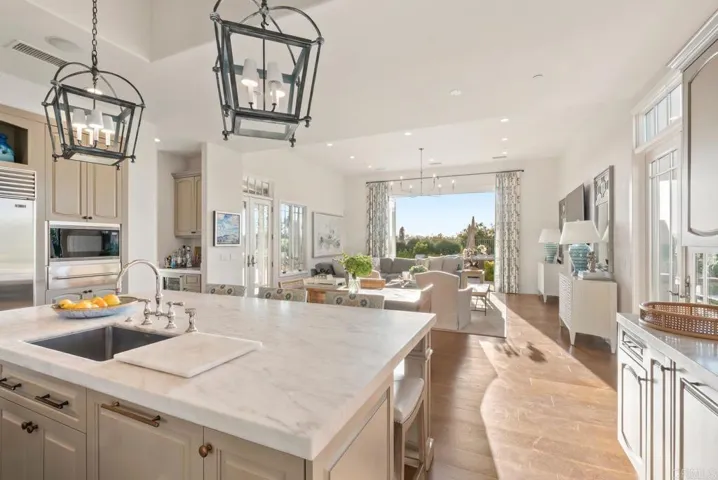 7930 White Christmas Ct, San Diego, California 92127