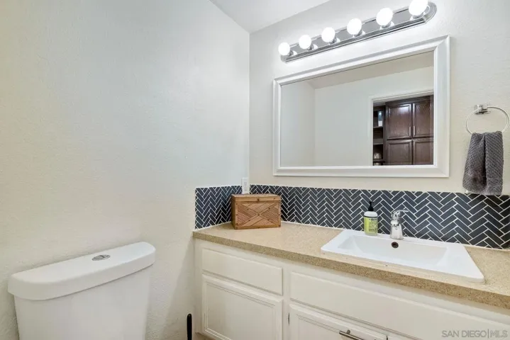 2504 Manzana Way, San Diego, California 92139