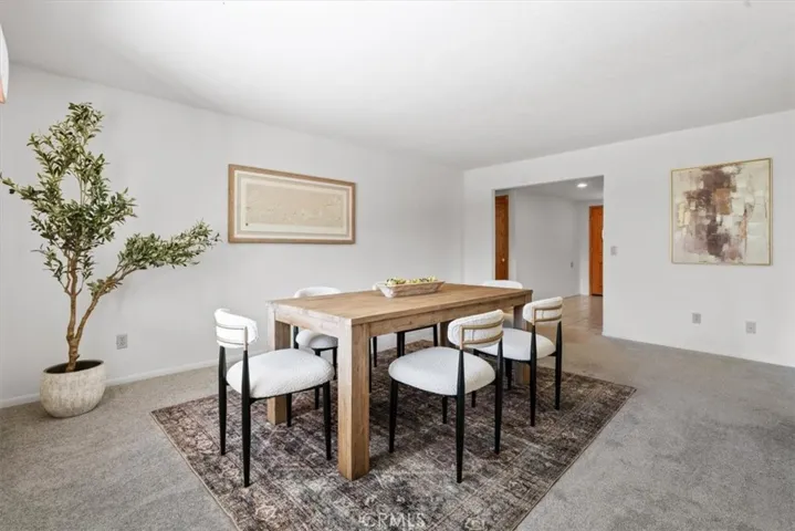 1759 Royal Way, San Luis Obispo, California 93405