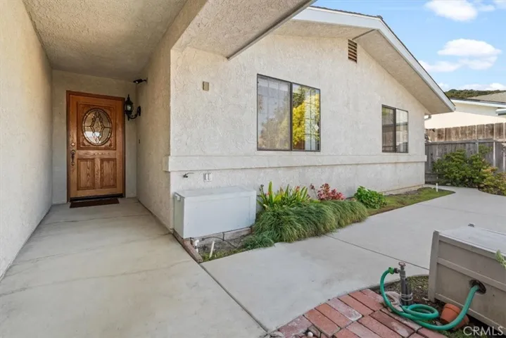 1759 Royal Way, San Luis Obispo, California 93405