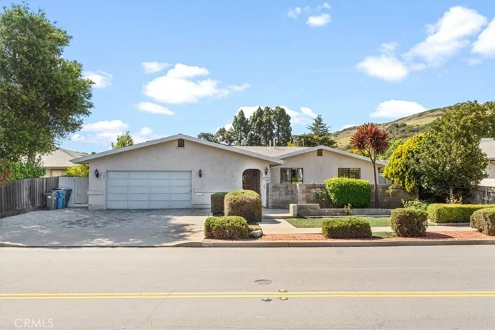 1759 Royal Way, San Luis Obispo, California 93405