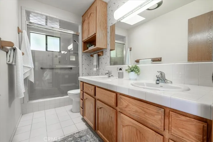 1759 Royal Way, San Luis Obispo, California 93405
