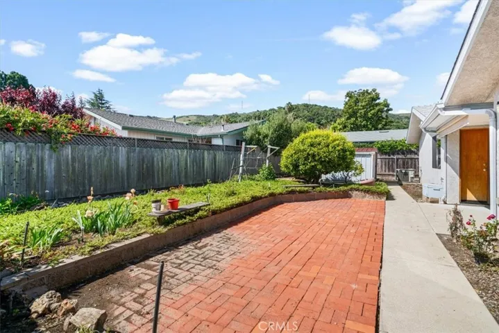 1759 Royal Way, San Luis Obispo, California 93405