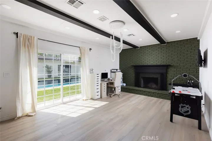 1024 Se Skyline Dr., North Tustin, California 92705