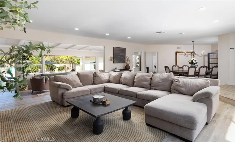 1024 Se Skyline Dr., North Tustin, California 92705