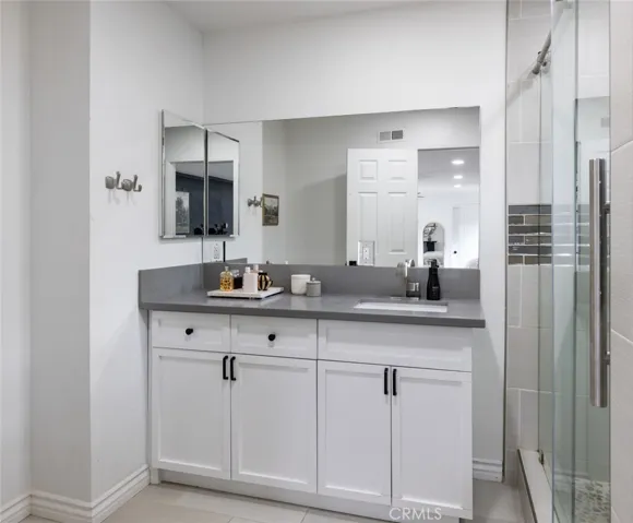 1024 Se Skyline Dr., North Tustin, California 92705
