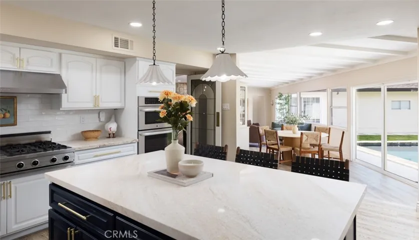 1024 Se Skyline Dr., North Tustin, California 92705