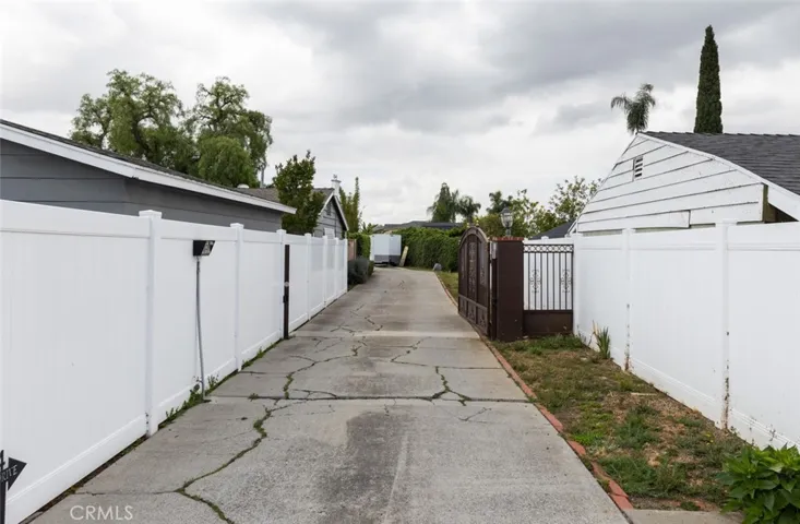 1024 Se Skyline Dr., North Tustin, California 92705
