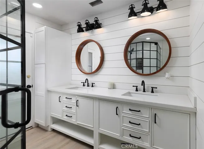 1024 Se Skyline Dr., North Tustin, California 92705